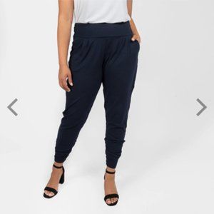 Encircled Dress Sweatpants (Medium) Navy